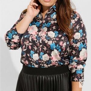 Torrid Madison Satin Button-Up Long Sleeve - colour: Light Box Floral - Size 1